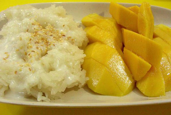Mango Sticky Rice – Rezept für Klebereis mit Mango