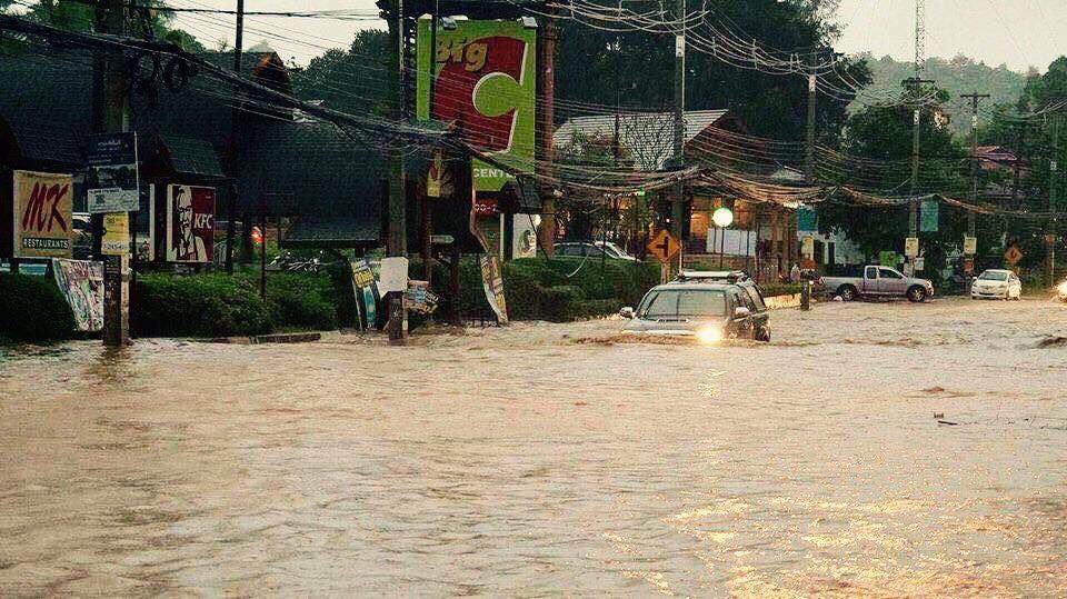 Ueberschwemmung in Koh Samui Chaweng